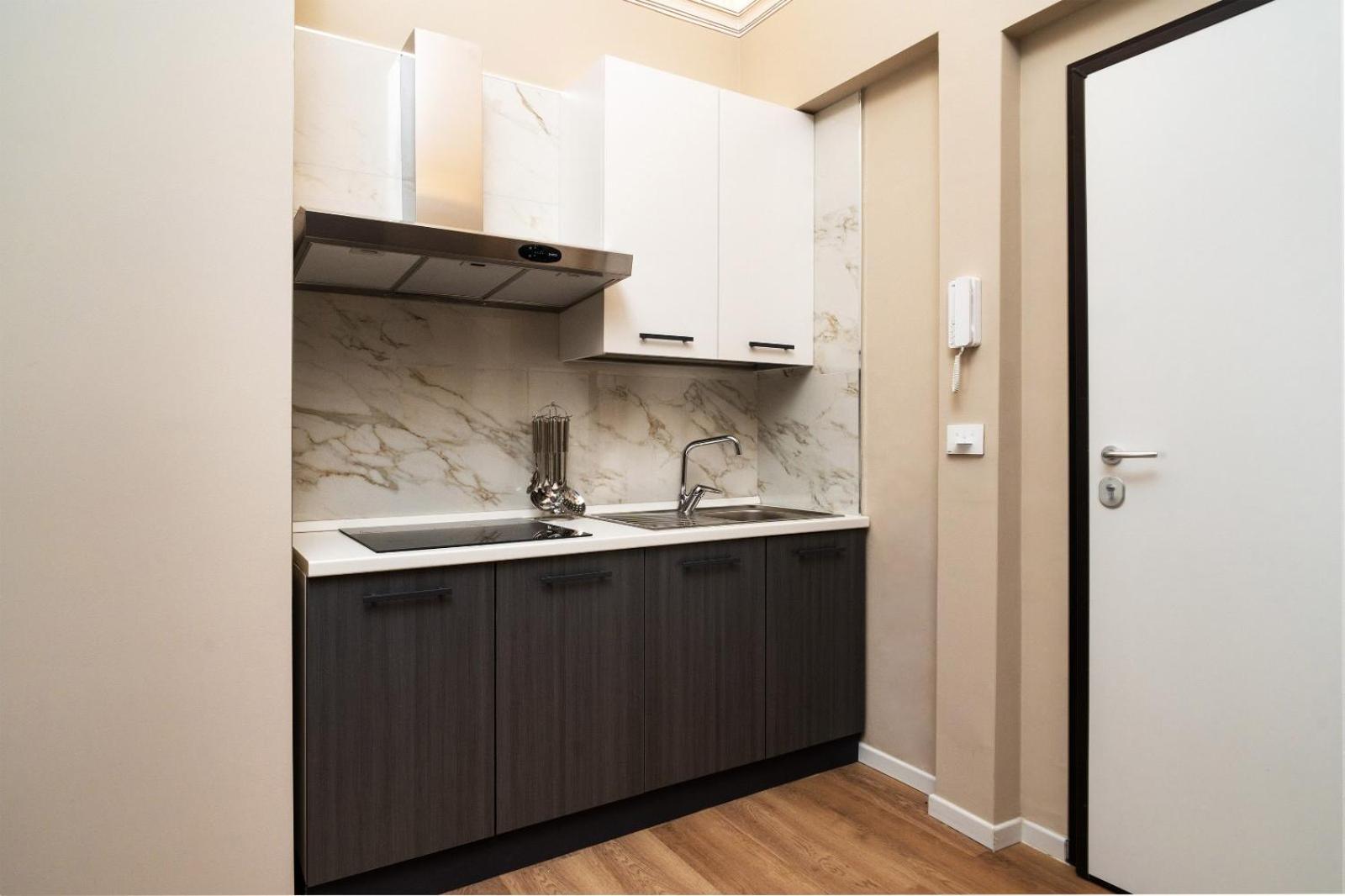 Archimedes Suites CTA Exterior photo